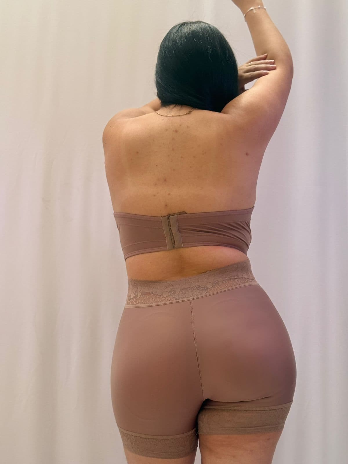 Panty Levanta Cola